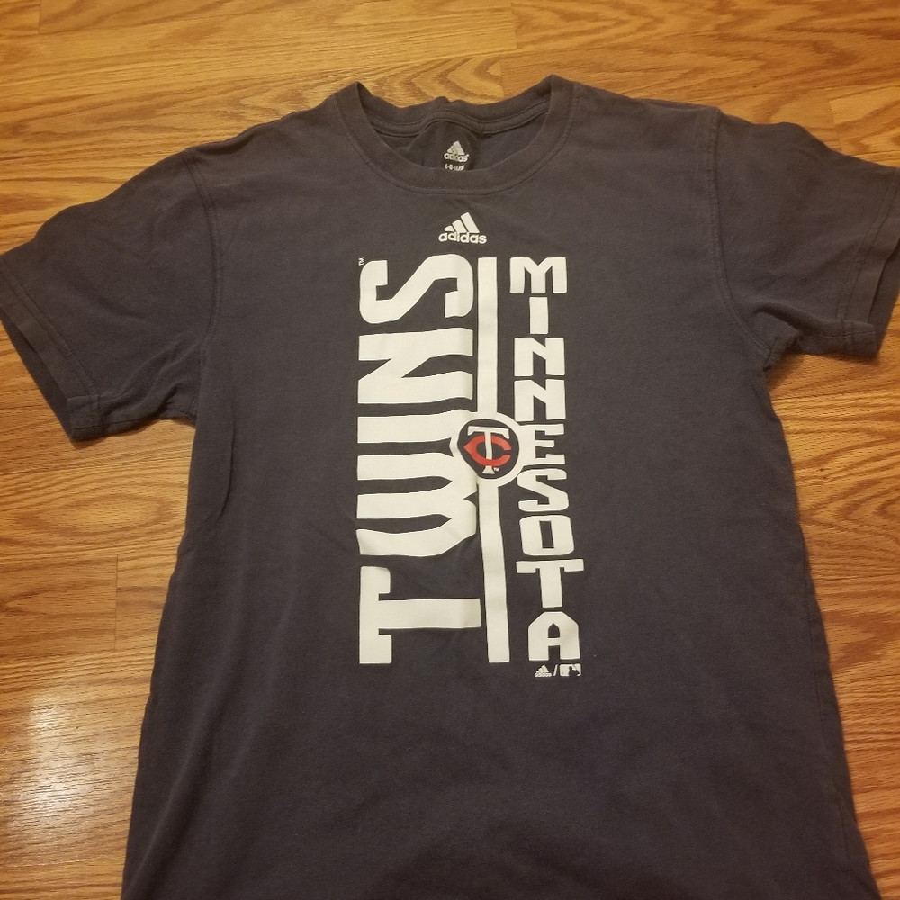 Adidas Minnesota Twins youth tshirt
